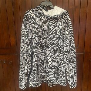 Fresh Black and White Patterned Top